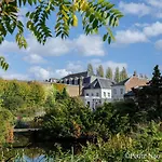Couette-café Au Jardin Des Deux Ponts 3*
