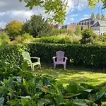 Au Jardin Des Deux Ponts Bed & Breakfast