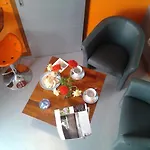 Au Jardin Des Deux Ponts Couette-café