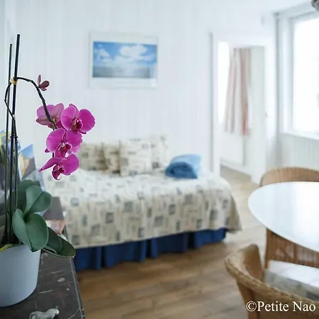 Au Jardin Des Deux Ponts 3*