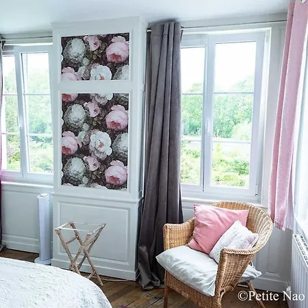 Au Jardin Des Deux Ponts Абвиль