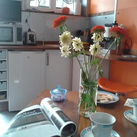 Au Jardin Des Deux Ponts Bed & Breakfast