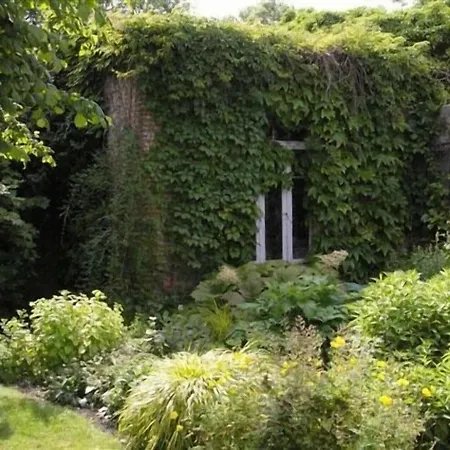 Au Jardin Des Deux Ponts 3* Abbeville