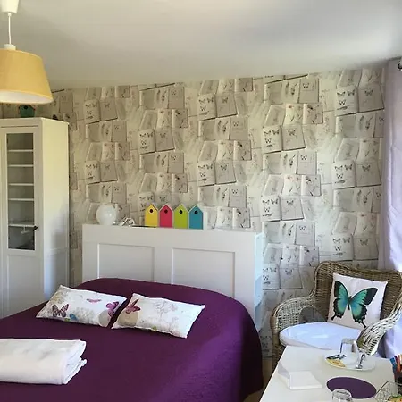 Bed & Breakfast Au Jardin Des Deux Ponts