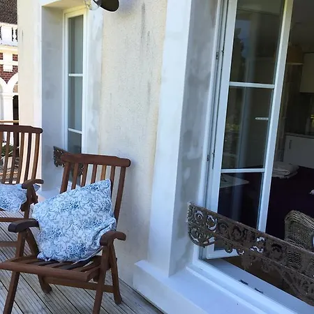Au Jardin Des Deux Ponts Bed and breakfast Abbeville