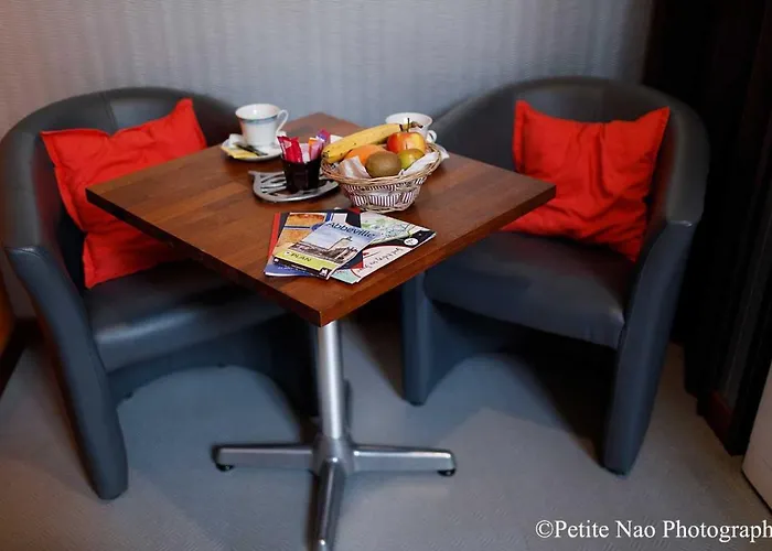 Au Jardin Des Deux Ponts Couette-café