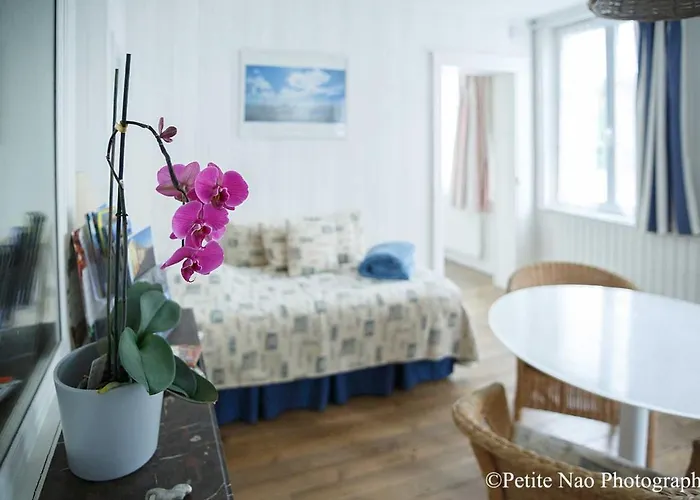 Au Jardin Des Deux Ponts 3*