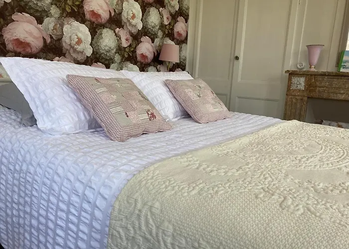 Au Jardin Des Deux Ponts Abbeville