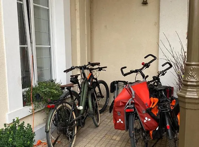 Au Jardin Des Deux Ponts Couette-café