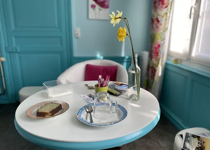 Au Jardin Des Deux Ponts Couette-café