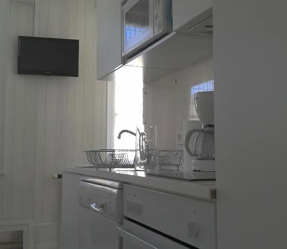 Au Jardin Des Deux Ponts